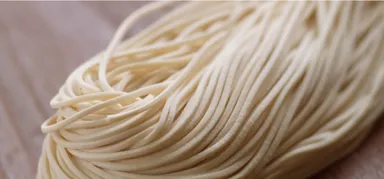 低加水のストレート中細麺