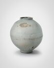 「白磁壺」朝鮮時代(18世紀)　日本民藝館所蔵