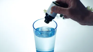 お水で飲むWプロポリス