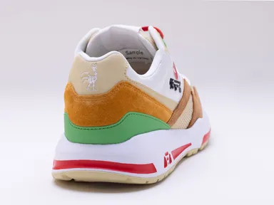 鶏がらイメージしたヒールタブ