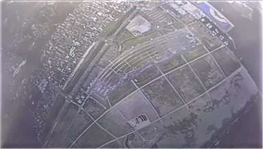 約1km四方(ドローンの25倍相当)を捉えた地上約500mの高さからの映像