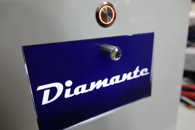 Diamanteドア