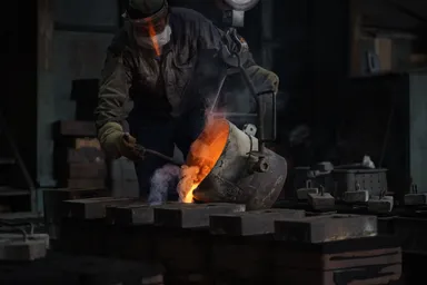 300年継承する伝統的砂型鋳造