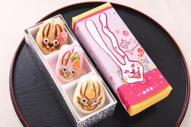 開けた瞬間にいろんな感情の歓声が聞こえてきそうです。