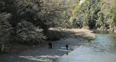裸体殺人の現場