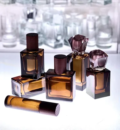 ルビーブラウン(ボトルカラー)と蓋の組合せ