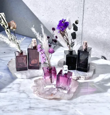 香りとボトル色を選べるルームフレグランス