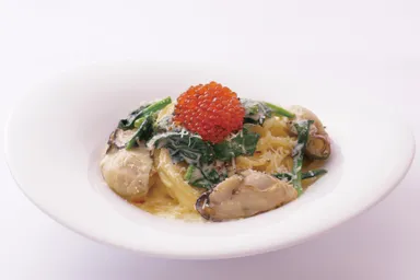 瀬戸内産活牡蠣のカルボナーラ仕立て