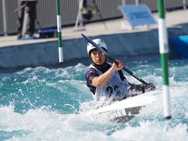富沢 くるみ カヌースラローム競技風景(4)