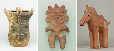左：深鉢形土器(縄文時代〔中期〕・前3000～前2000年、長野県伊那市宮ノ前出土)、中央：みみずく土偶(縄文時代〔晩期〕・前1000～前400年、埼玉県鴻巣市滝馬室出土)、右：埴輪 馬(古墳時代・6世紀、群馬県伊勢崎市下触町出土)※いずれも東京国立博物館所蔵