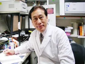 院長　湯田 兼次