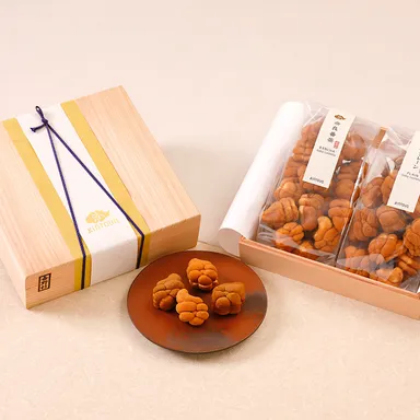 吉野杉製専用箱入りベビーカステラ2種各20個入り「奈良番茶」「極プレーン」