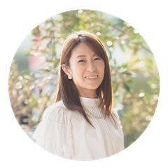 赤工友里PROFILE2