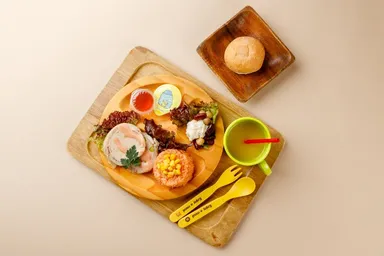 エッセンス ダイニング(お子様用ワンプレート料理)