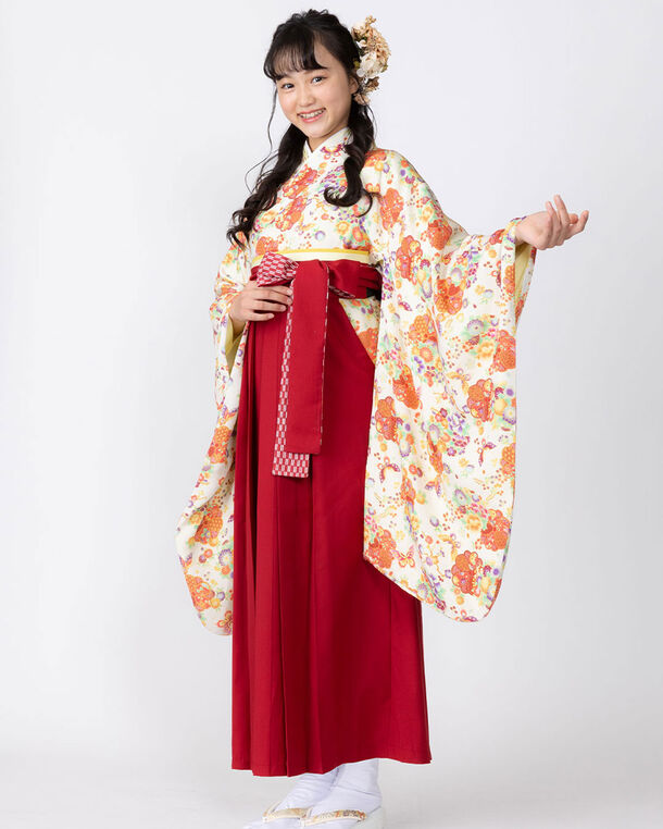 スウィートマミー「本格卒業式袴」に新色追加 小学校の卒業式袴 