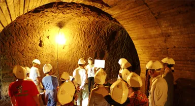 魚雷調整場見学ツアー