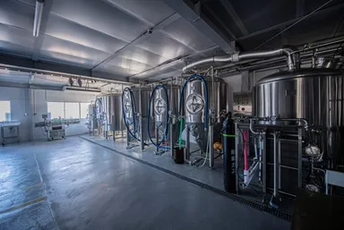 MANGOSTEEN BREWING LAB 2