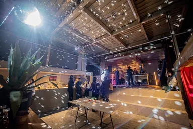 MANGOSTEEN BOTTLE SHOP 3