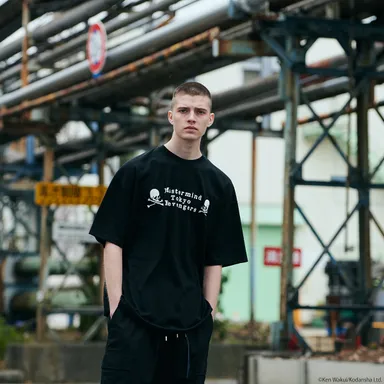 Tokyo Revengers mastermind JAPAN Tシャツ　着用イメージ(3)