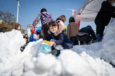 雪遊びの様子(2)
