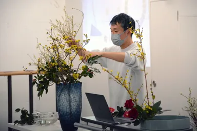 いけばな講師デモンストレーション