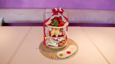 アフタヌーンティーメニューイメージ(※写真は2人分です。)