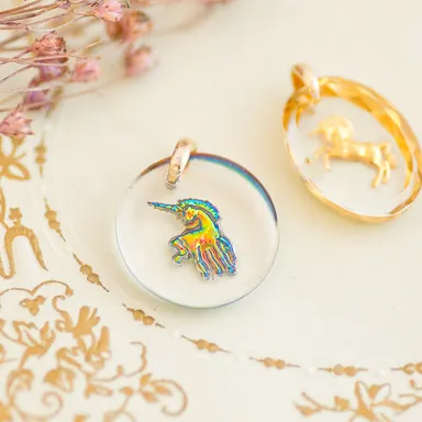 ユニコーンモチーフ