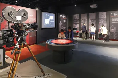 ▲映像ミュージアム常設展　映像の原理を学ぶコーナー