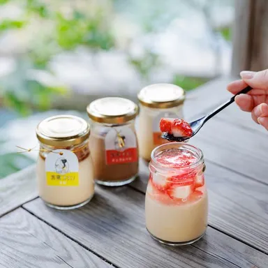 季節限定いちごプリン