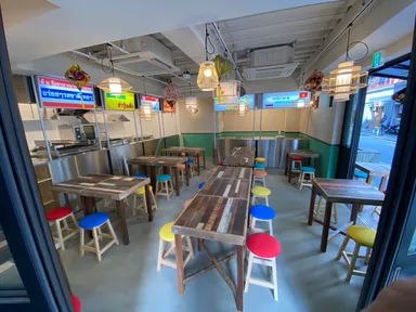 アガリコ食堂 店内