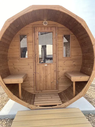 バレルサウナ　入口