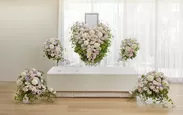 自宅葬専用花祭壇「まなざし」_日比谷花壇