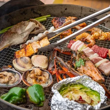 市場で買ってBBQが魚太郎流