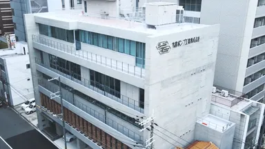 新社屋紹介映像「BEYOND 100」(2)