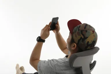 着脱可能なヘッドレスト