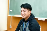 ドリルプラネットの効果を笑顔で語る橋本先生