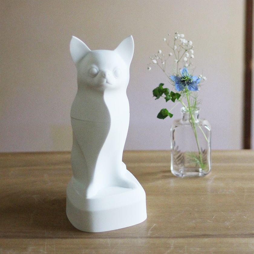 金属製浮彫り皿 人物と動物のデザイン 3635f182d67359b9c232d012905063
