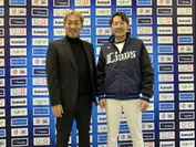 西崎幸広氏(左)のYouTubeチャンネルに登場した源田壮亮選手(右)