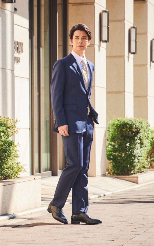 究極の履き心地《ｍetaインソール》搭載シューズ
3月下旬より順次発売