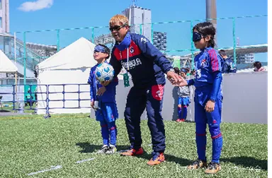 ブラインドサッカー(R)　提供：日本ブラインドサッカー(R)協会