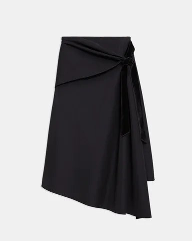 スカート　39,600円(税込)