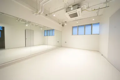 スタジオはダンスやヨガで重宝しそう