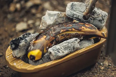 焚き火台にもなる／OVAL solo(オーバル ソロ)