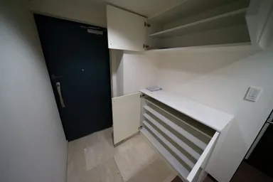 シューズボックス