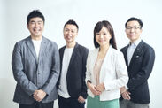WAmazing経営メンバー(左からCOO、CTO、CEO、CFO))