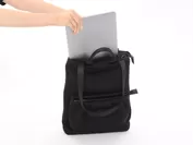 PCを直接バッグに収納可能