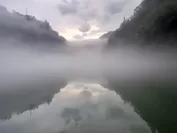 只見川の川霧(2)