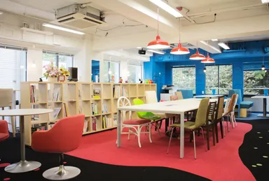 コワーキング・カフェ全景