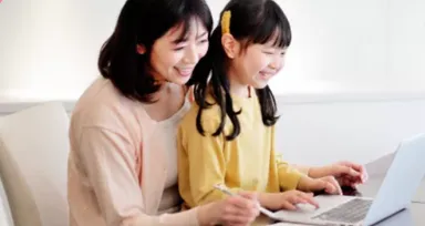 キッズベリー花育ラボ　オンラインレッスン風景