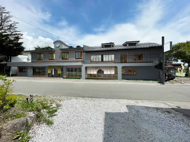 ripple蓼科店が入る「蓼科BASE」